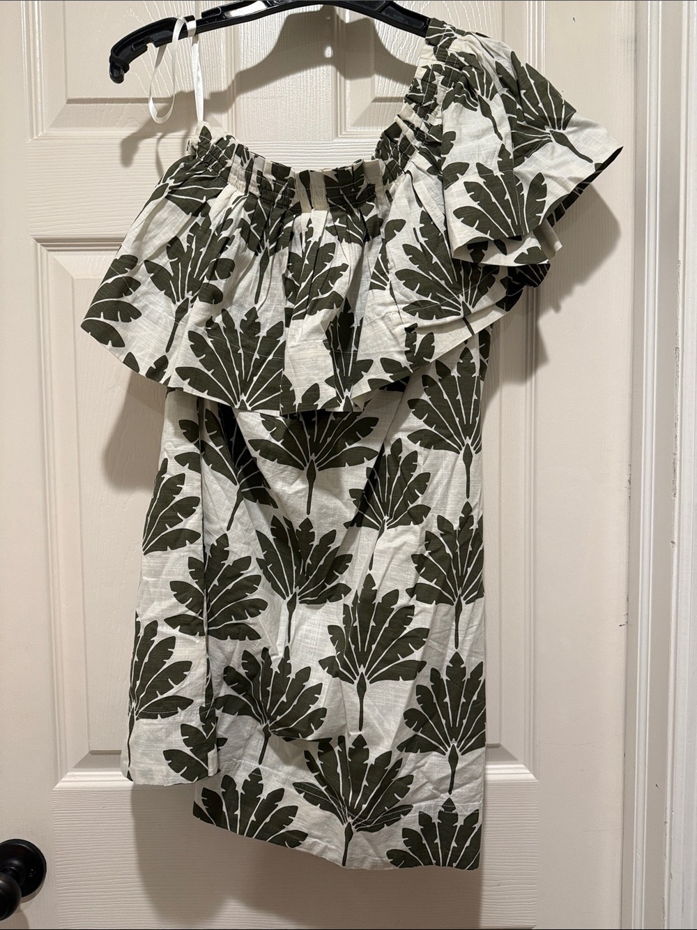 Olive Green Leaf Print Off-Shoulder Dress - Loft. Size M. NWT